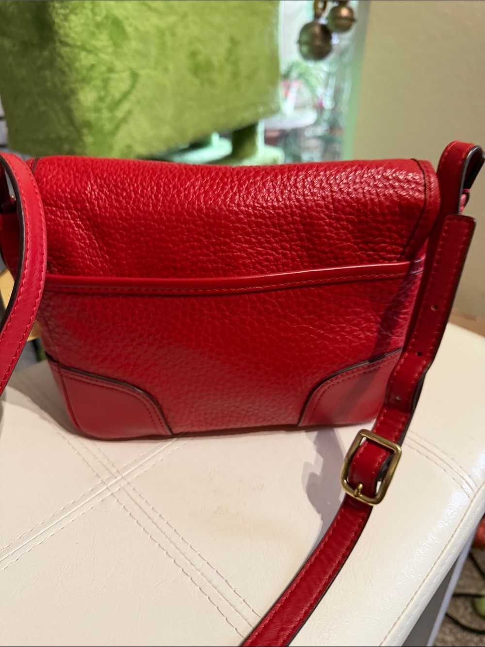 Coach Red Pebbled Leather Crossbody Bag with Gold Hardware - Picture 3 of 7
